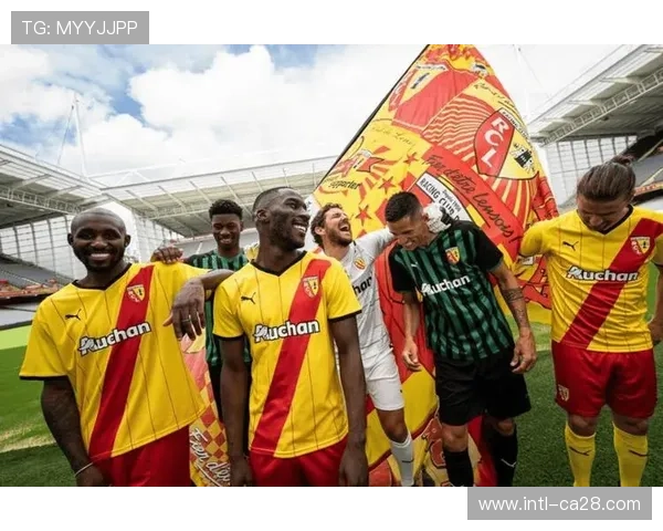 朗斯主帅塞奇:团队韧性是球队成功的基石