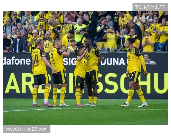 德甲多特蒙德迎战不莱梅，争冠关键战主场火力全开