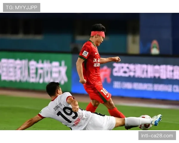 【2026年4月中超联赛·赛后·特写特写：绝杀被吹，浙江队主帅乔迪在教练席久久沉默